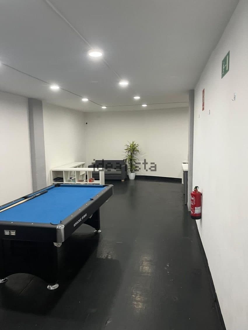 Sala amplia del local